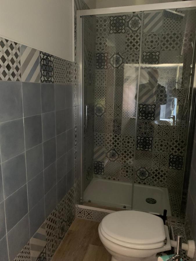 Domus Fieschi Rooms Genoa Bagian luar foto