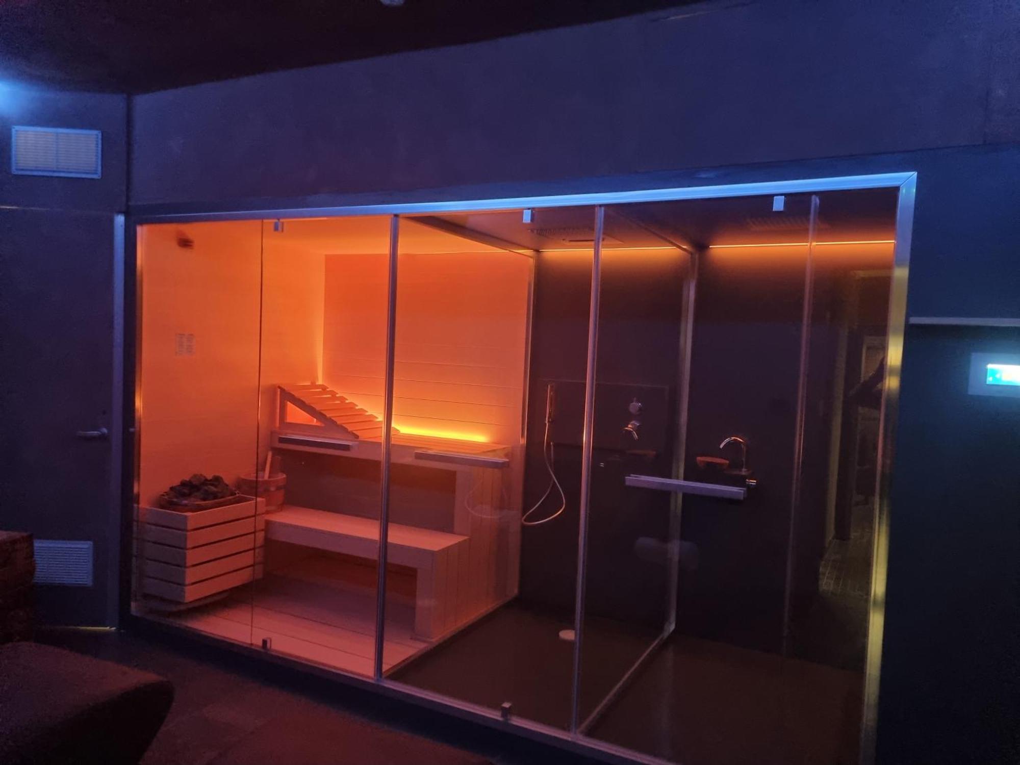 Domus Fieschi Rooms Genoa Bagian luar foto